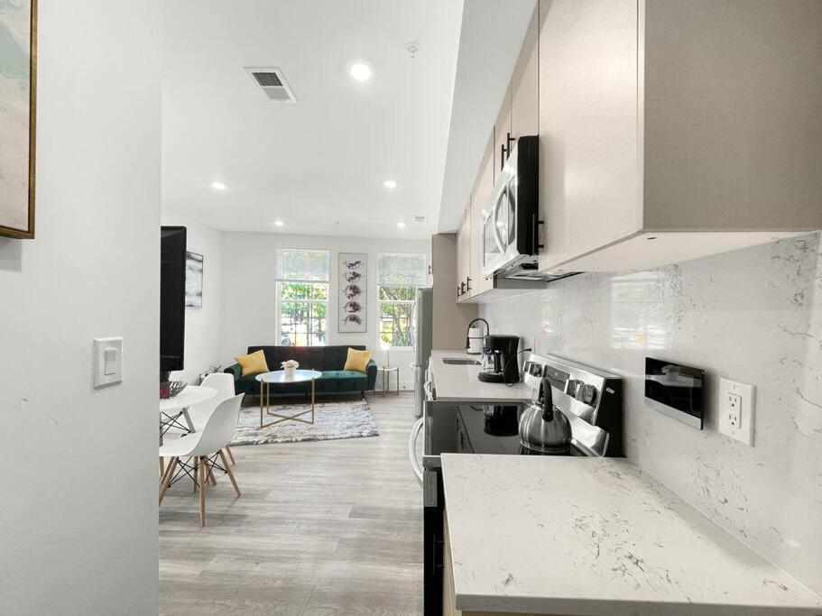 Classy Capitol Hill Apt, Steps From Dc Attraction Вашингтон Екстер'єр фото