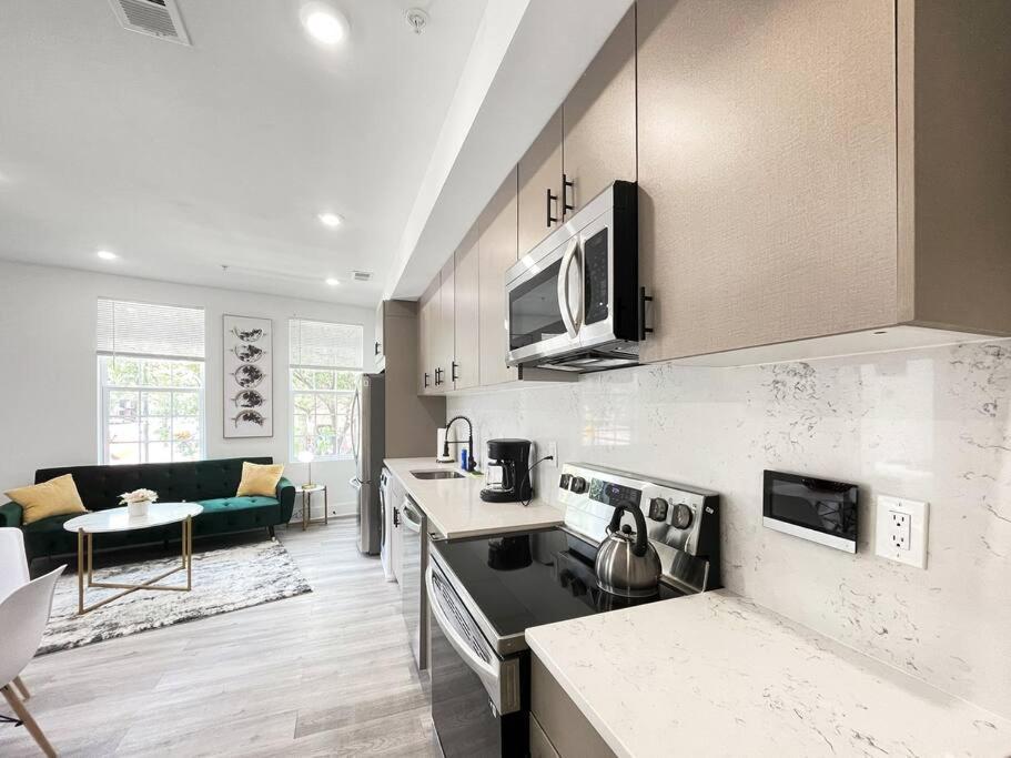 Classy Capitol Hill Apt, Steps From Dc Attraction Вашингтон Екстер'єр фото